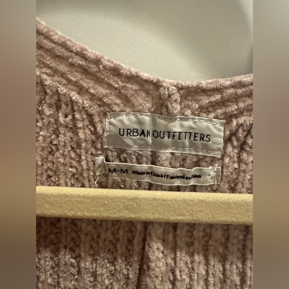 Urban Outfitters Tan V-Neck Sweater - Picture 2 of 4